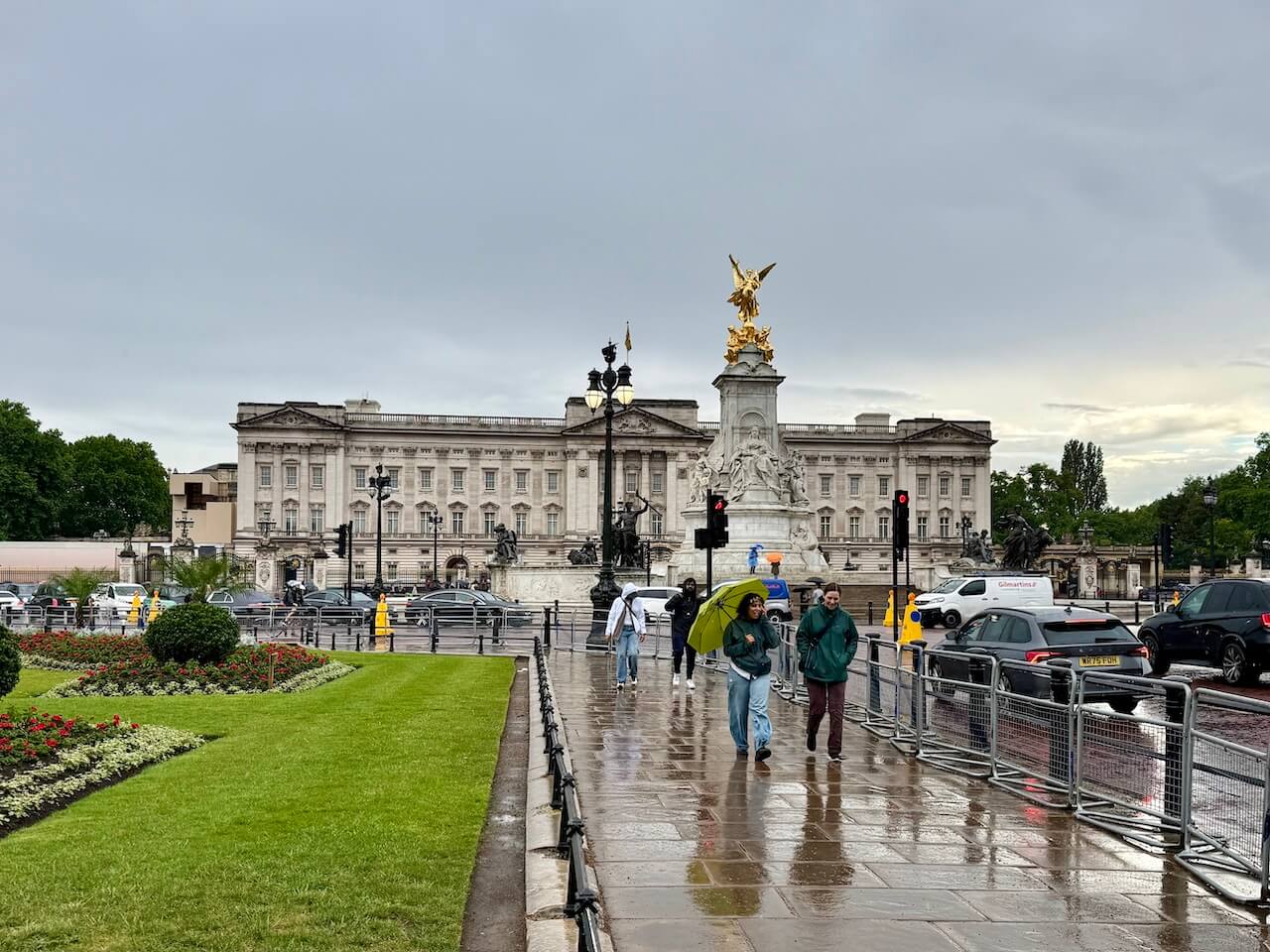 Buckingham Palace in the rain