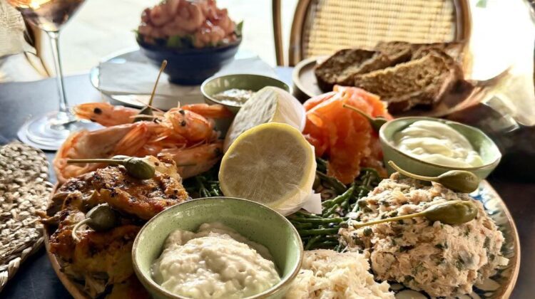 Seafood sharing platter la Terrasse on the Lane 108 Brasserie