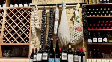 BRINDISA INTERIOR