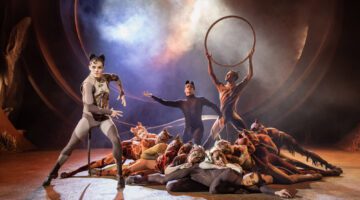CATS - Jack Wilcox (Munkustrap), Jay Yau (Quaxo), Dianté Lodge (Admetus) - Credit Mark Senior