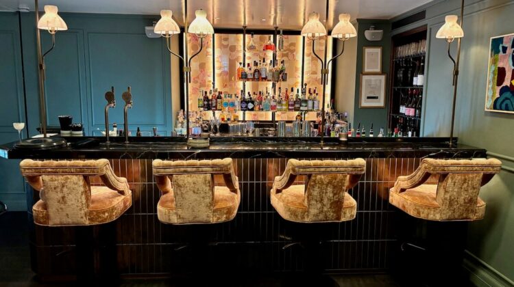 Pearly Cow BAR