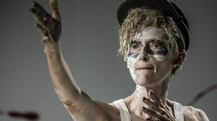 Tilda Swinton as Ella/Max in Man to Man. Photo credit: Ruediger Glatz