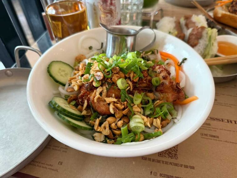 chicken noodle dish with peanuts at Cô Thành, Covent Garden