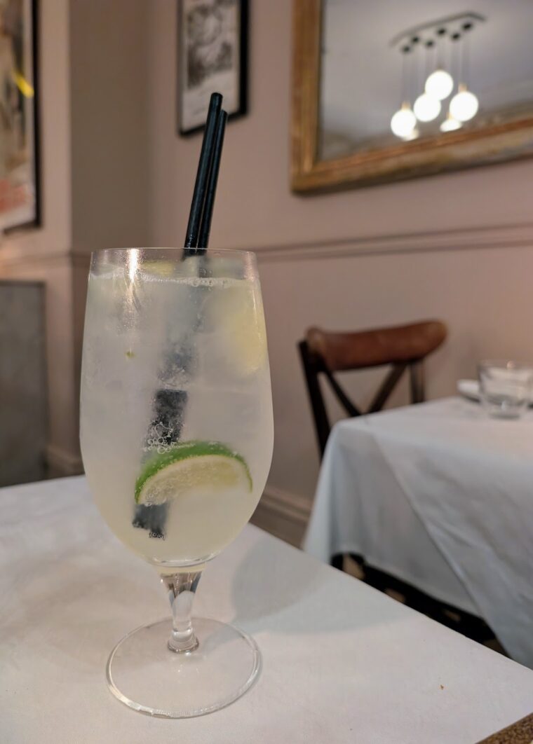 Bistro Sablé Princess of Shoreditch drinks