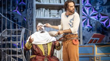 Dr-Bartolo-Fabio-Capitanucci-and-Figaro-Lluis-Calvet-i-Pey.-The-Barber-of-Seville-Glyndebourne-Autumn-Season