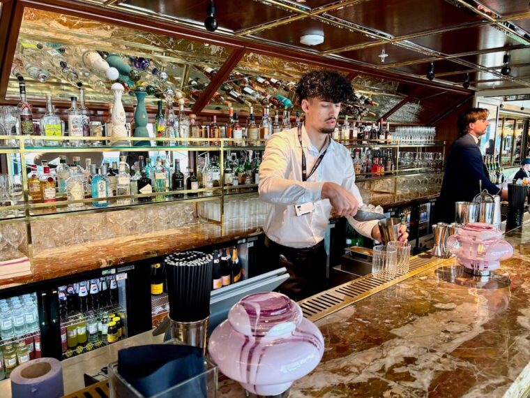 FULHAM SKY DECK BAR