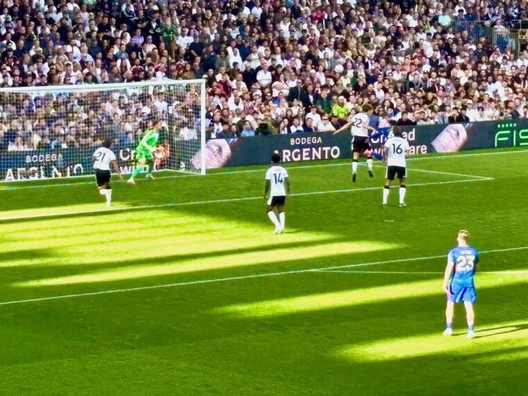 FULHAM SKY DECK MATCH