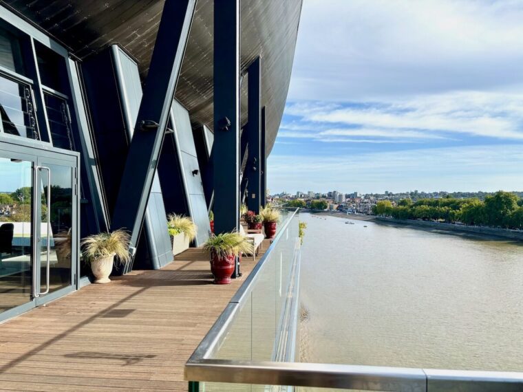 FULHAM SKY DECK RIVER VIEW