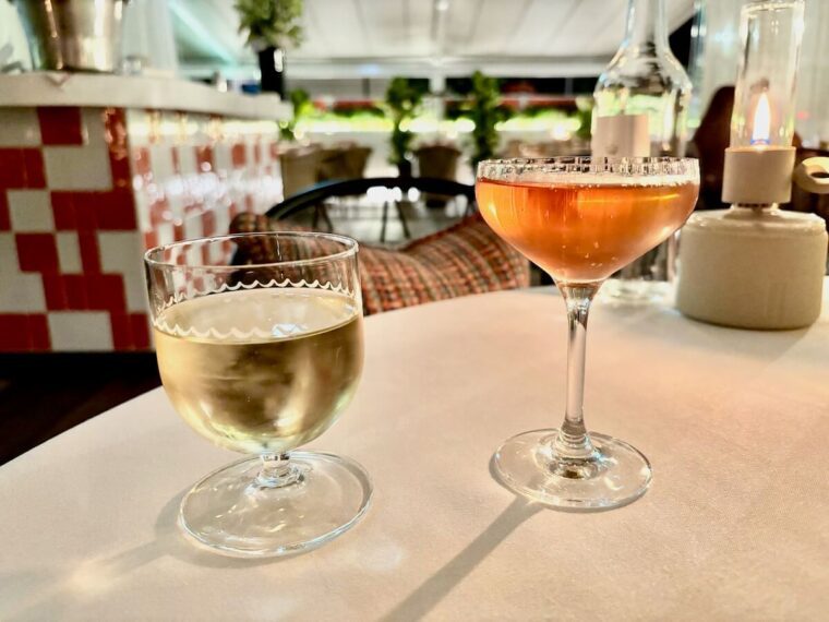 Le Café LPM  WINE AND FIZZ