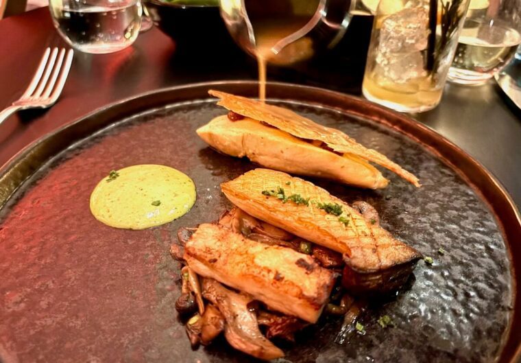 QUAGLINOS CHICKEN