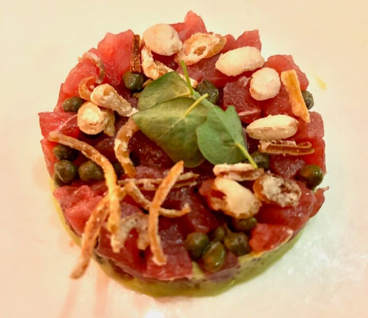 QUAGLINOS TUNA TARTARE