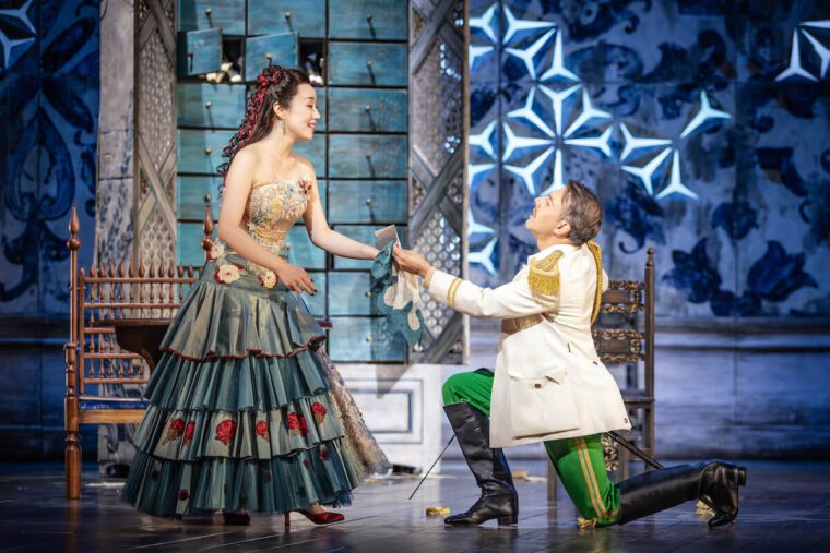 Rosina (Hongni Wu) and Count Almaviva (Nico Darmanin). The Barber of Seville, Glyndebourne Autumn Season 2026