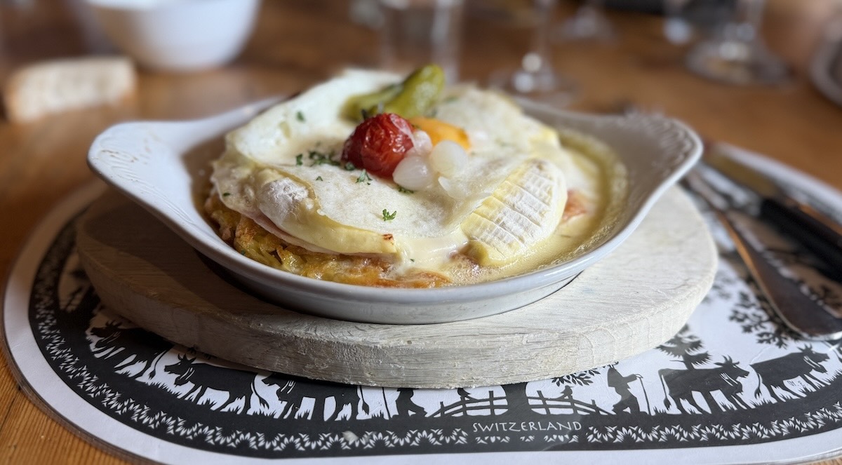 Rösti dish at Le Chalet